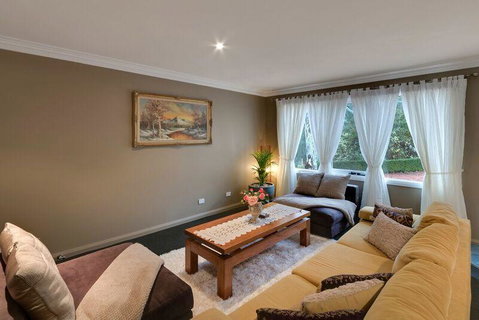 Mountainside B & B - Accommodation Fremantle 26