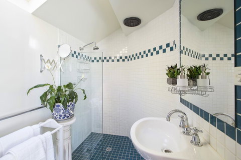 Mountainside B & B - Accommodation Fremantle 19