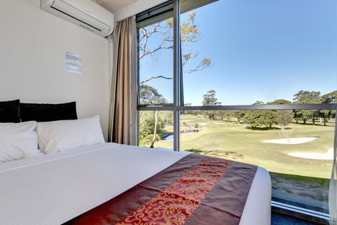 The Select Inn Ryde - Accommodation Fremantle 6