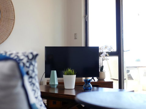 Panoramic Harbour Views And Unbeatable Comfort - Accommodation Fremantle 11