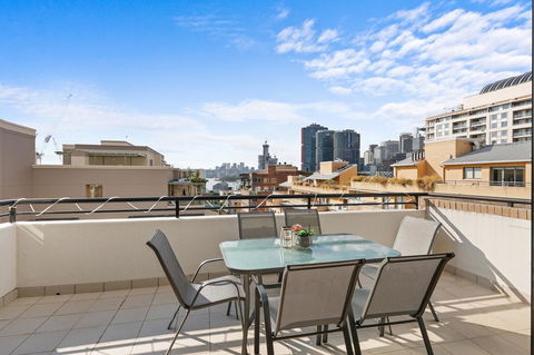 Darling Harbour Penthouse Views+Jacuzzi - Accommodation Fremantle 8