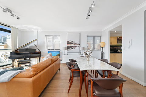Darling Harbour Penthouse Views+Jacuzzi - Accommodation Fremantle 11