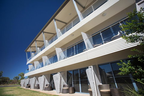 Crowne Plaza Alice Springs Lasseters, An IHG Hotel - Accommodation Fremantle 43