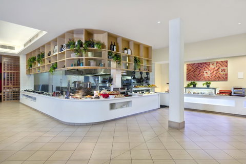 Crowne Plaza Alice Springs Lasseters, An IHG Hotel - Accommodation Fremantle 1