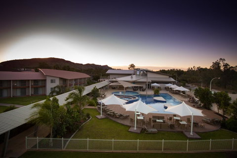 Crowne Plaza Alice Springs Lasseters, An IHG Hotel - Accommodation Fremantle 0
