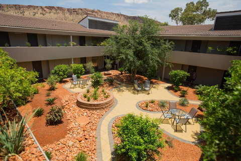 Crowne Plaza Alice Springs Lasseters, An IHG Hotel - Accommodation Fremantle 26