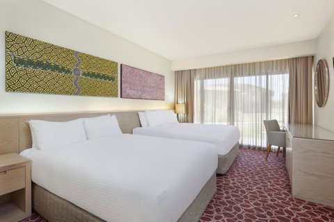 Crowne Plaza Alice Springs Lasseters, An IHG Hotel - Accommodation Fremantle 8