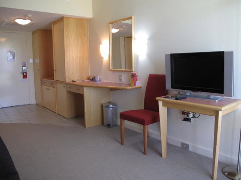Crowne Plaza Alice Springs Lasseters, An IHG Hotel - Accommodation Fremantle 10