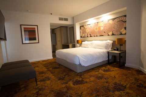 Crowne Plaza Alice Springs Lasseters, An IHG Hotel - Accommodation Fremantle 33