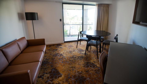 Crowne Plaza Alice Springs Lasseters, An IHG Hotel - Accommodation Fremantle 42