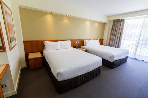 Crowne Plaza Alice Springs Lasseters, An IHG Hotel - Accommodation Fremantle 9