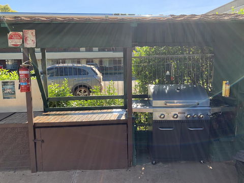 Pine Tree Motel - Accommodation Fremantle 4