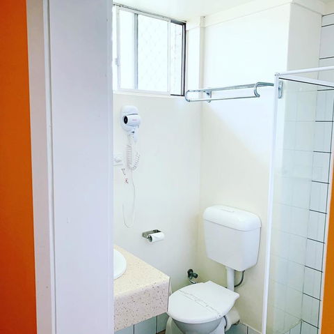 Pine Tree Motel - Accommodation Fremantle 35