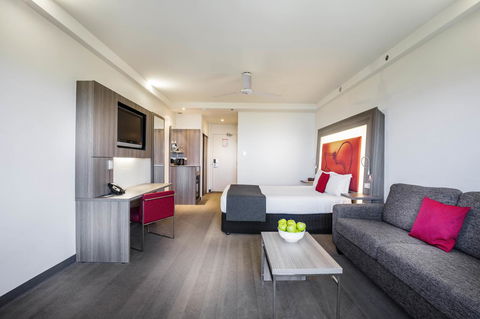 Novotel Darwin CBD - Accommodation Fremantle 9