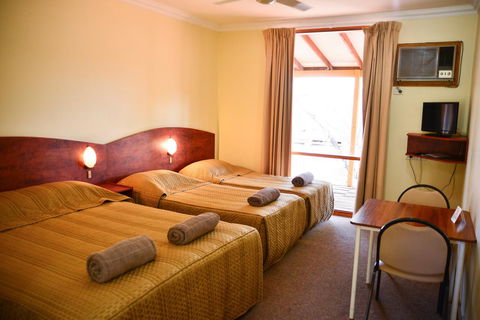 Erldunda Desert Oaks Resort - Accommodation Fremantle 37