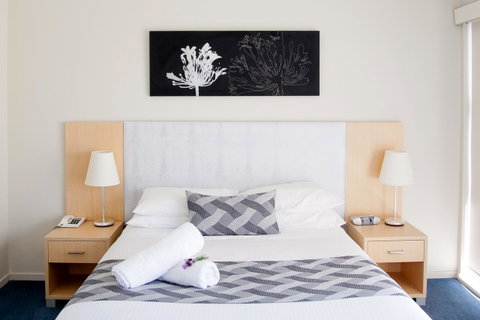 Corrigans Cove - Accommodation Fremantle 1