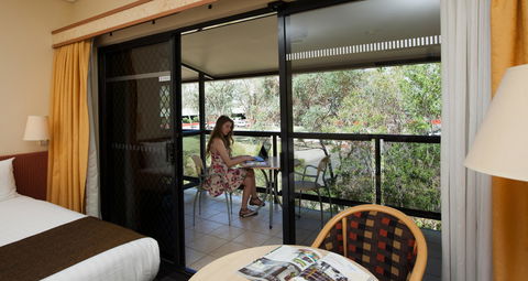 Mercure Alice Springs Resort - Accommodation Fremantle 29