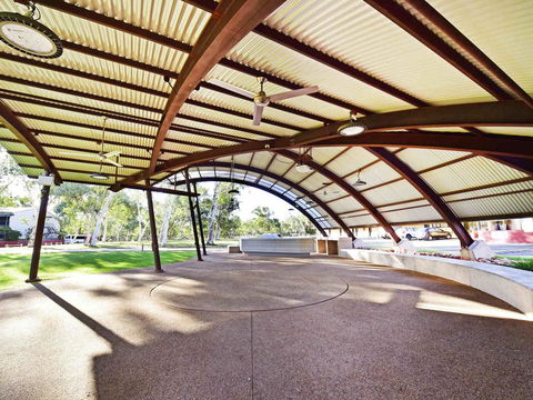 Mercure Alice Springs Resort - Accommodation Fremantle 8