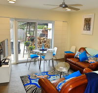 Rock Wallaby - Accommodation Fremantle