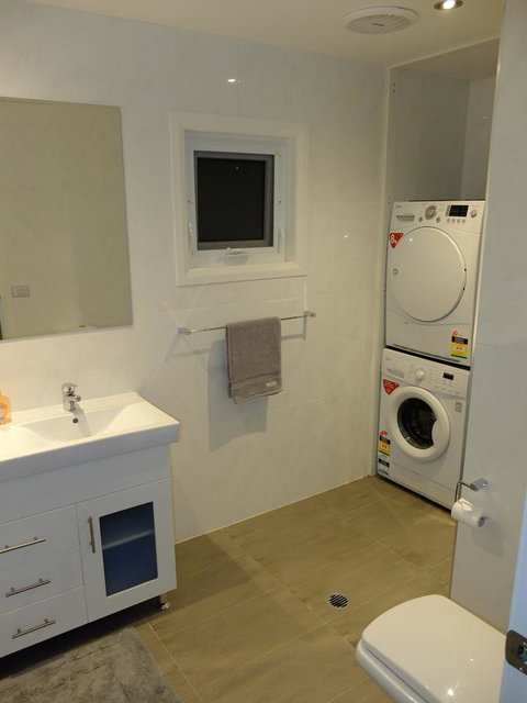 Rock Wallaby - Accommodation Fremantle 10