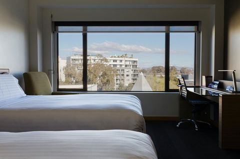 Crowne Plaza Canberra, An IHG Hotel - Accommodation Fremantle 18