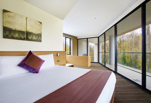 Crowne Plaza Canberra, An IHG Hotel - Accommodation Fremantle 43