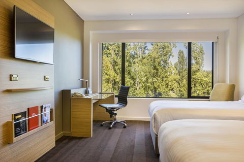 Crowne Plaza Canberra, An IHG Hotel - Accommodation Fremantle 22