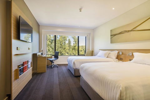 Crowne Plaza Canberra, An IHG Hotel - Accommodation Fremantle 32