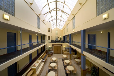Madison Capital Executive Apartments - Accommodation Fremantle 2