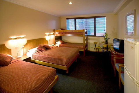 Madison Capital Executive Apartments - Accommodation Fremantle 4