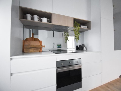 BONDI BEACH PAD-hosted By:L'Abode Accommodation - Accommodation Fremantle 3