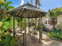 Boutique Stays - Sandy Breeze 1