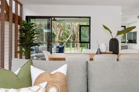 Boutique Villa On Boomerang - Accommodation Fremantle 3