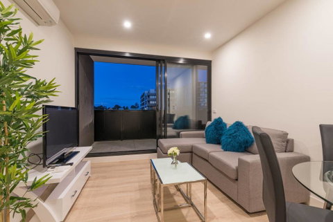 Box Hill Central 1 Bedroom Delight@Elland Avenue - Accommodation Fremantle 2