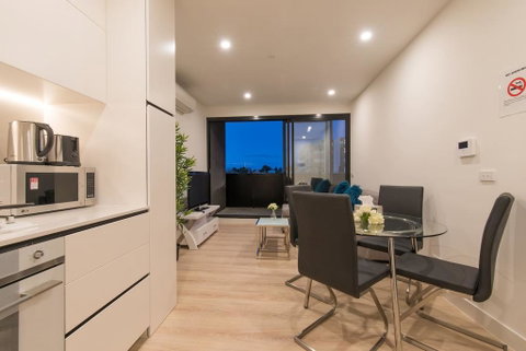 Box Hill Central 1 Bedroom Delight@Elland Avenue - Accommodation Fremantle 0