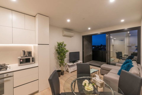 Box Hill Central 1 Bedroom Delight@Elland Avenue - Accommodation Fremantle 3