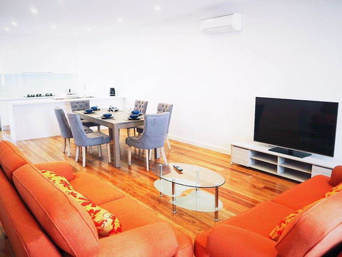 Boxhill 3Bed 3 Bath Free 2 Parking - Accommodation Fremantle 0