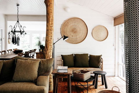 Braebrook - Stunning Farm House! - Accommodation Fremantle 2