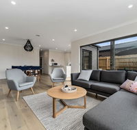 Brand New and Beautiful - Rosebud Holiday Home - Accommodation Fremantle