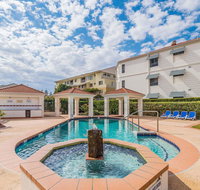 Breakers Block 1 unit 1- Pool in complex - across the road from the beach - Accommodation Fremantle