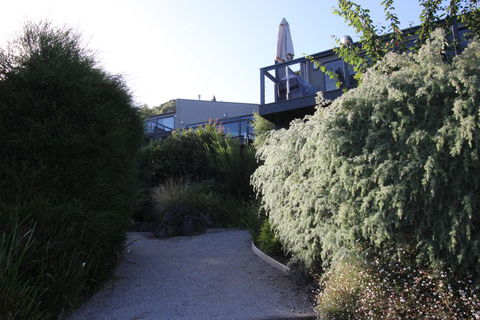 Breakers Holiday House - Accommodation Fremantle 0