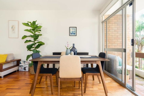 Bright And Spacious Apartment Near Bronte Beach - Accommodation Fremantle 3