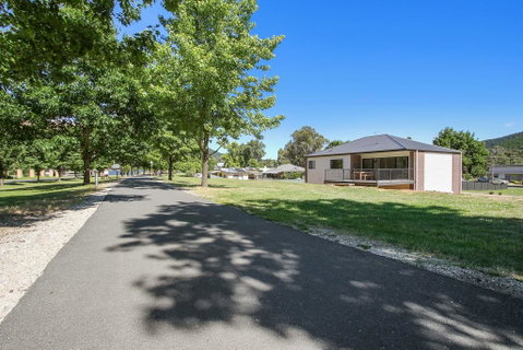 BrightAway - Accommodation Fremantle 0