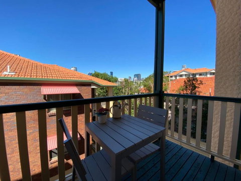 Brisbane City Apartment Atop Victoria Park - Accommodation Fremantle 1