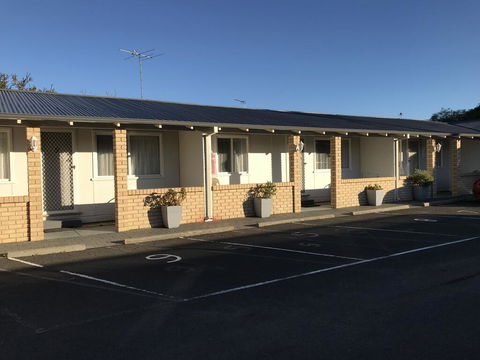 Busselton Jetty Chalets - Accommodation Fremantle 1