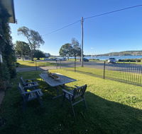 By the Lake - Lake Macquarie - Accommodation Fremantle