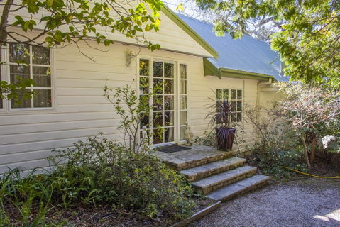 Bygone Beautys Cottages - Bronte Cottage - Accommodation Fremantle 1