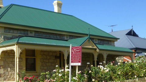 Cabernet Cottage - Accommodation Fremantle 0