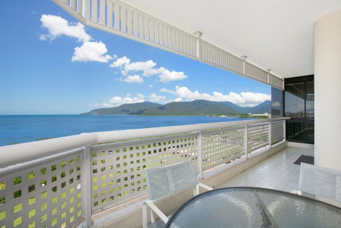 Cairns Ocean View Apartment - Accommodation Fremantle 0