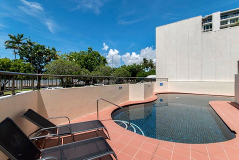 Cairns Ocean View Apartment In Aquarius - Accommodation Fremantle 2